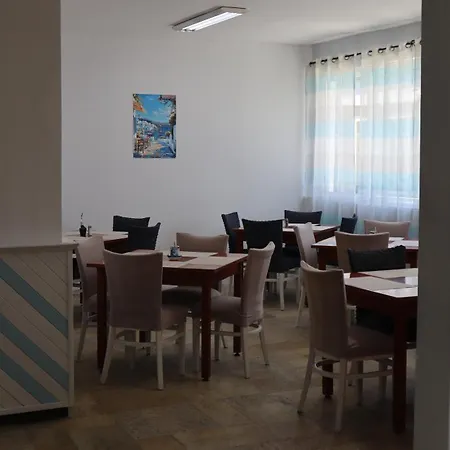 Sunny Garden - Full Board Hotel